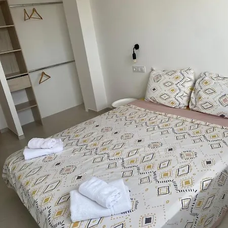 Maison Bella Βίλα Empuriabrava
