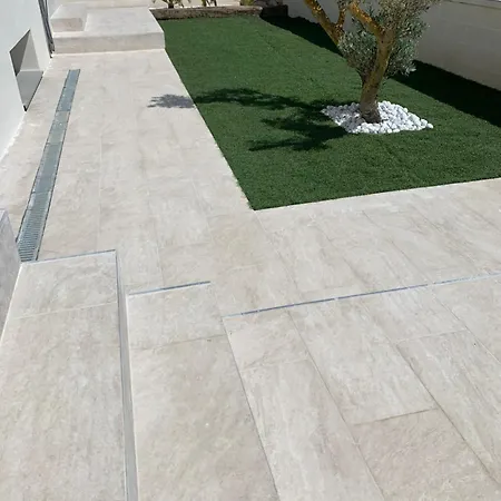 Βίλα Maison Bella *
